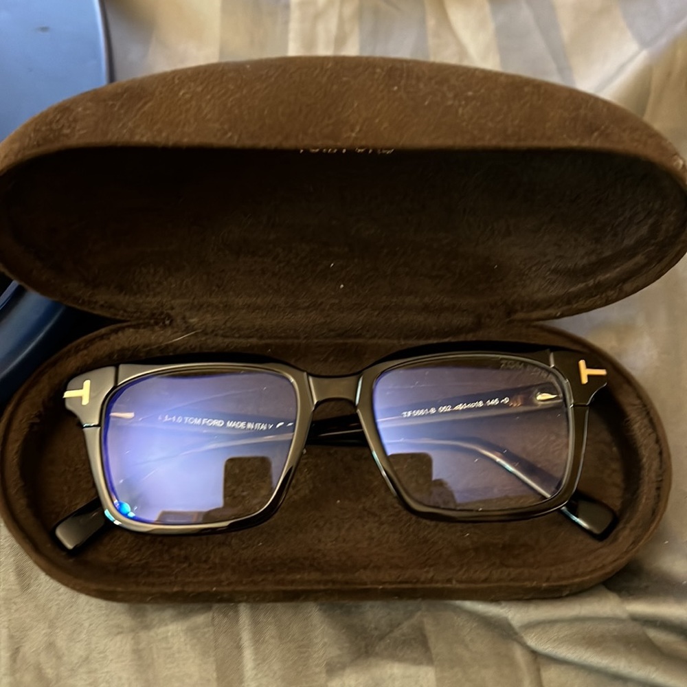 TOM FORD FT5661-BRAND NEW
